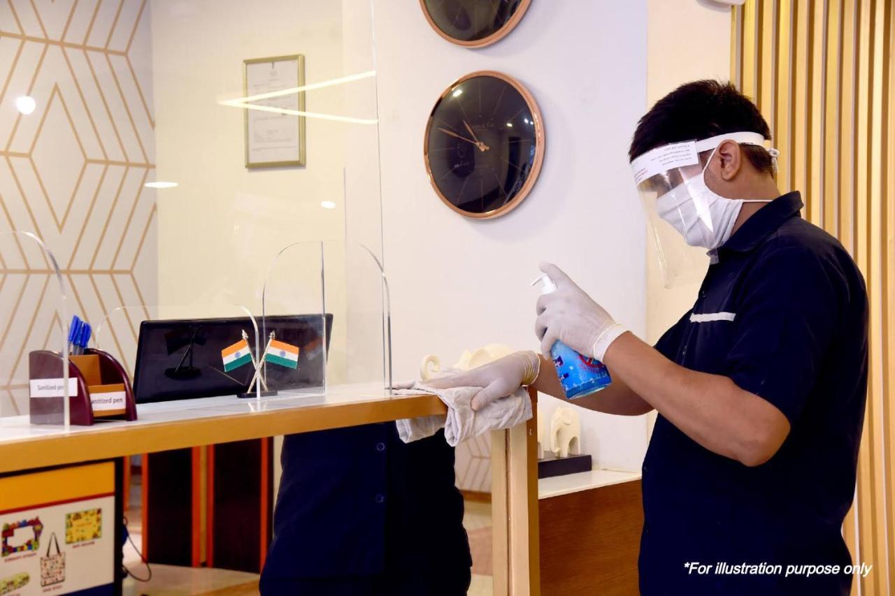 Oyo Hotel Blu Pebbles Near Delhi Airport New Delhi Bagian luar foto