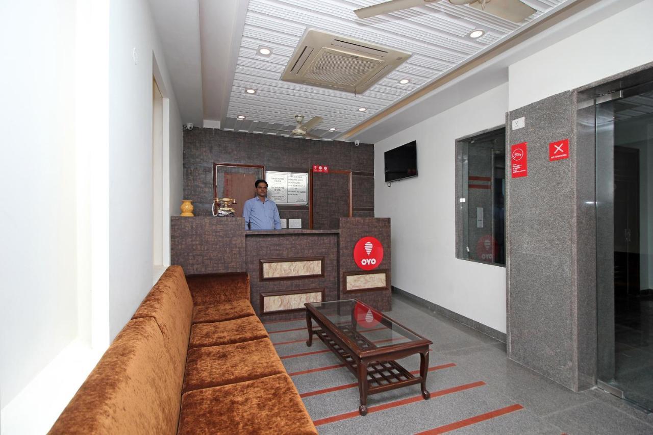 Oyo Hotel Blu Pebbles Near Delhi Airport New Delhi Bagian luar foto
