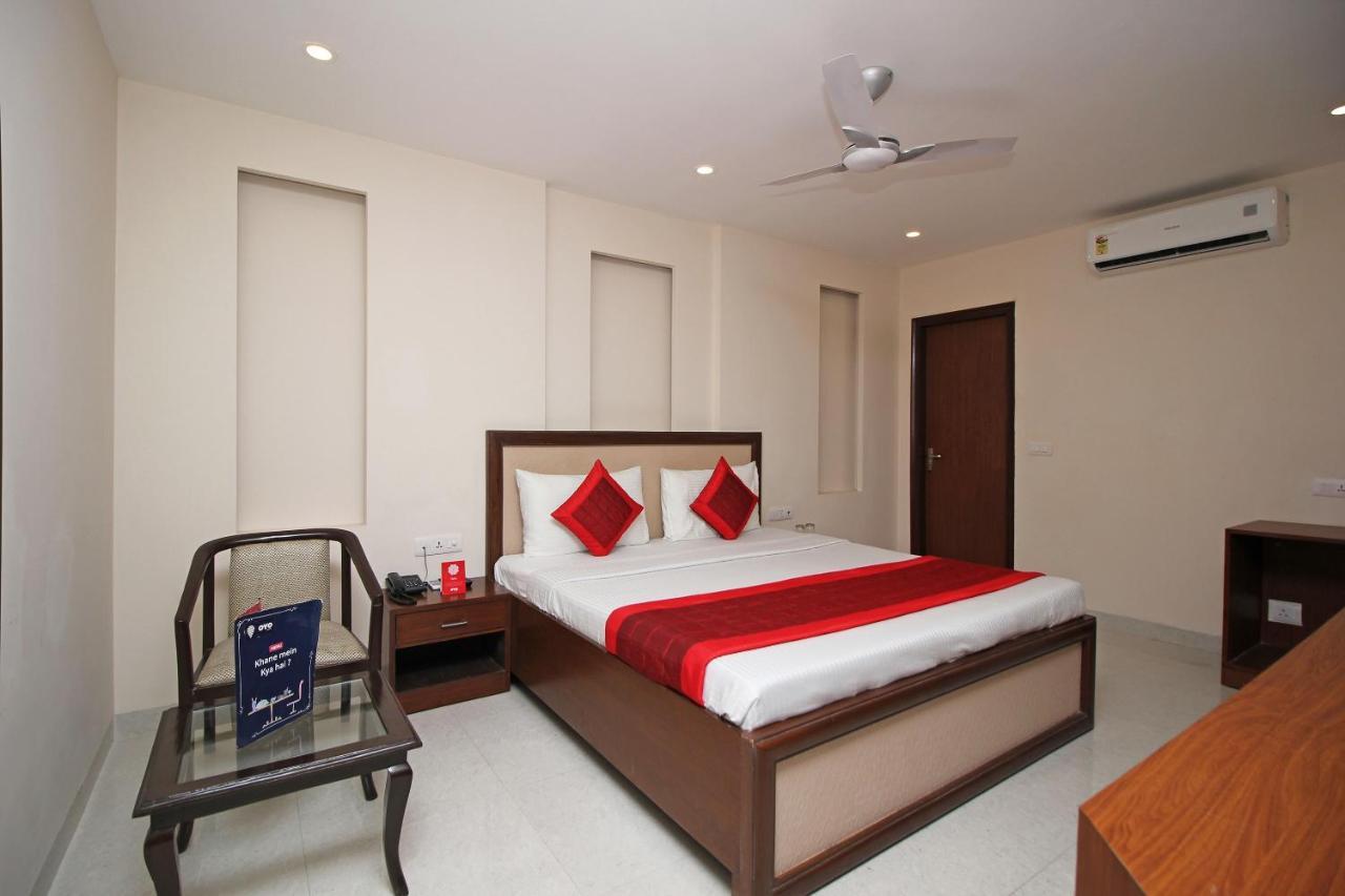Oyo Hotel Blu Pebbles Near Delhi Airport New Delhi Bagian luar foto