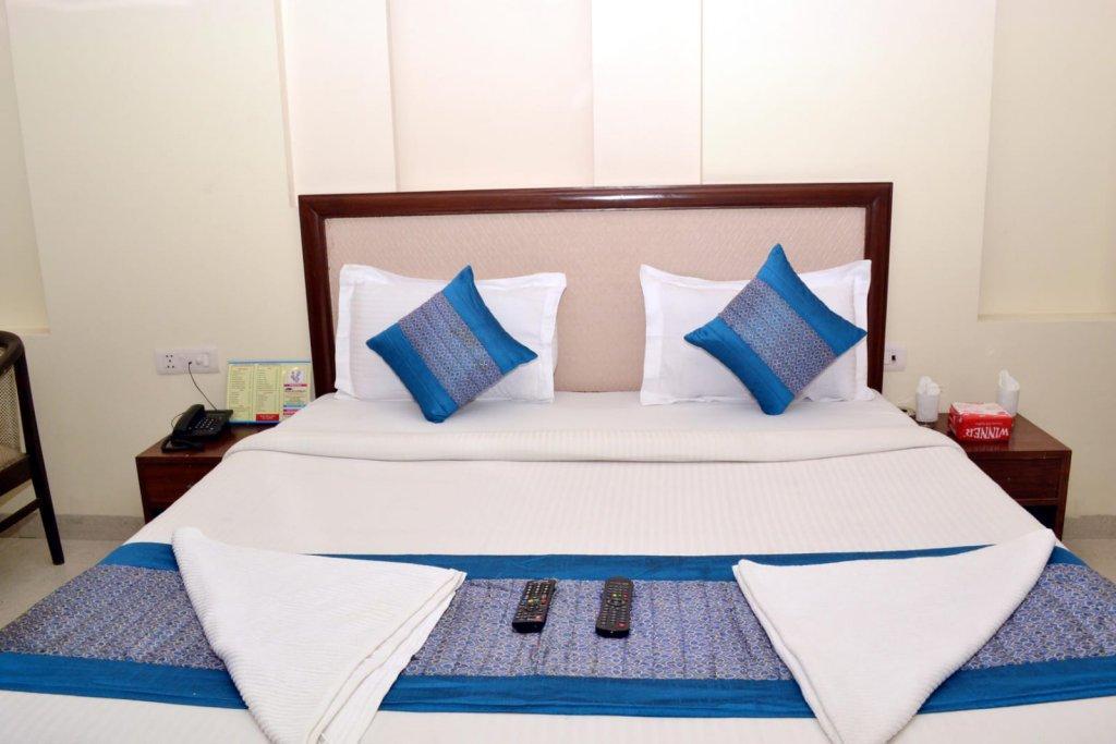 Oyo Hotel Blu Pebbles Near Delhi Airport New Delhi Bagian luar foto