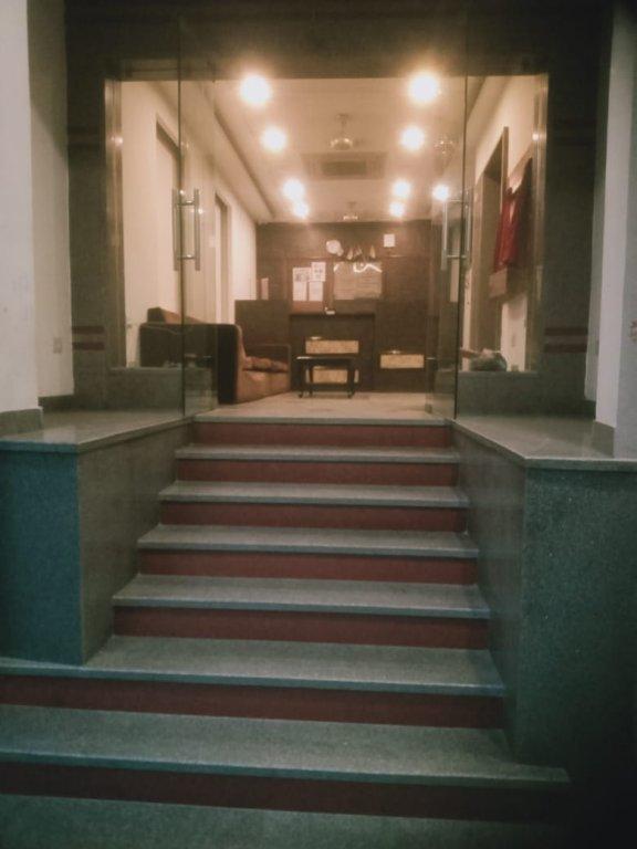 Oyo Hotel Blu Pebbles Near Delhi Airport New Delhi Bagian luar foto